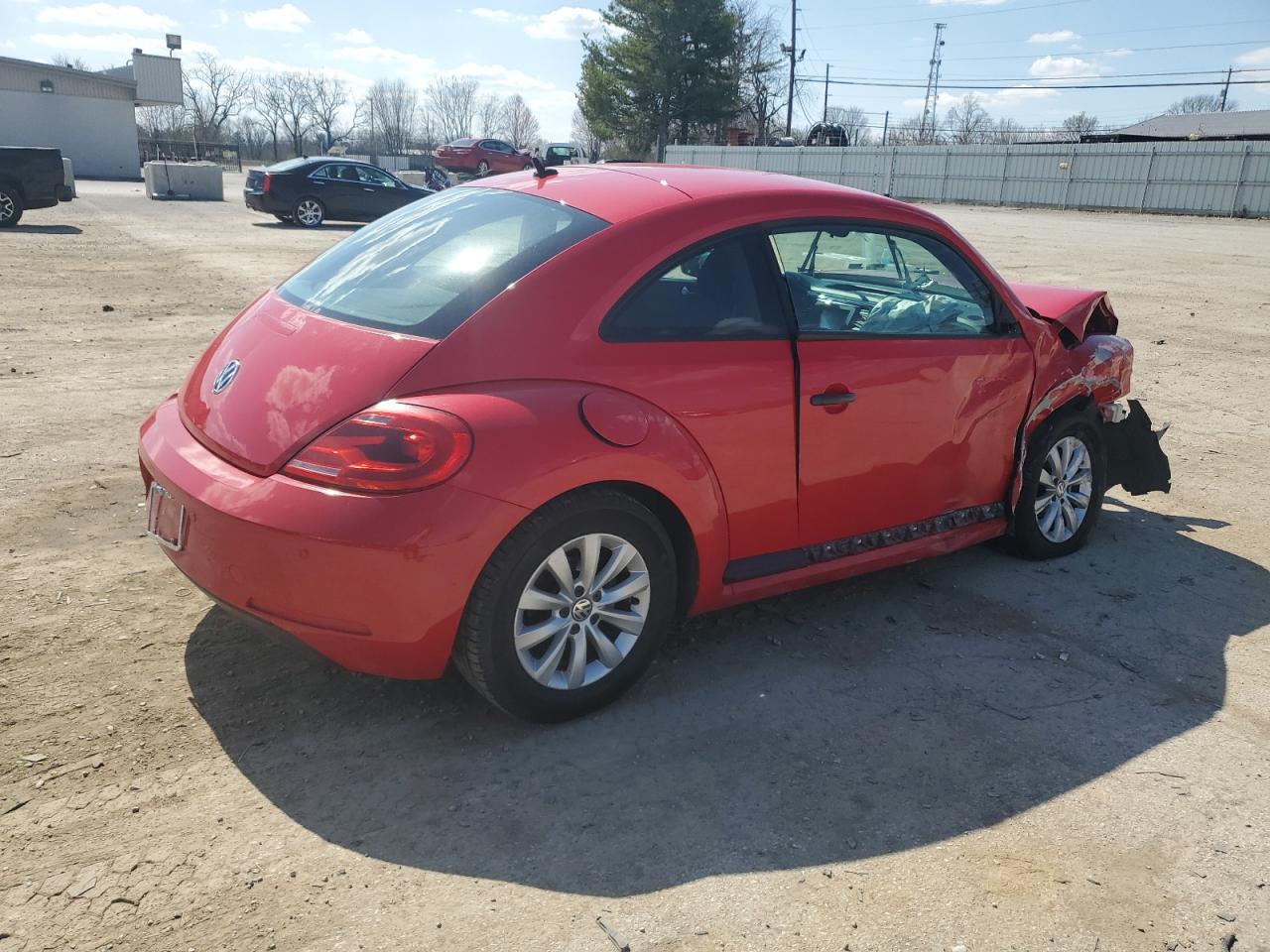 Photo 2 VIN: 3VWFP7ATXEM603921 - VOLKSWAGEN BEETLE 