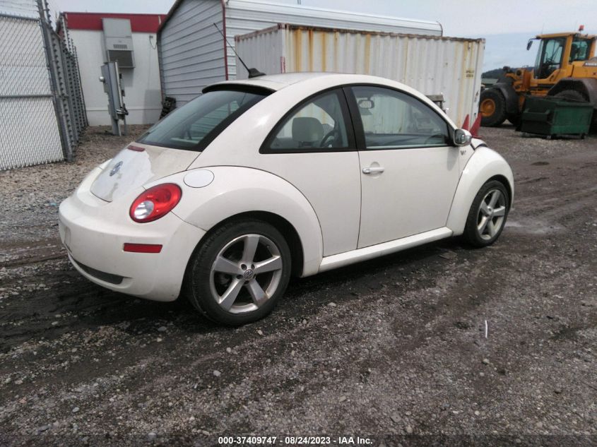 Photo 3 VIN: 3VWFW31C98M521534 - VOLKSWAGEN BEETLE 