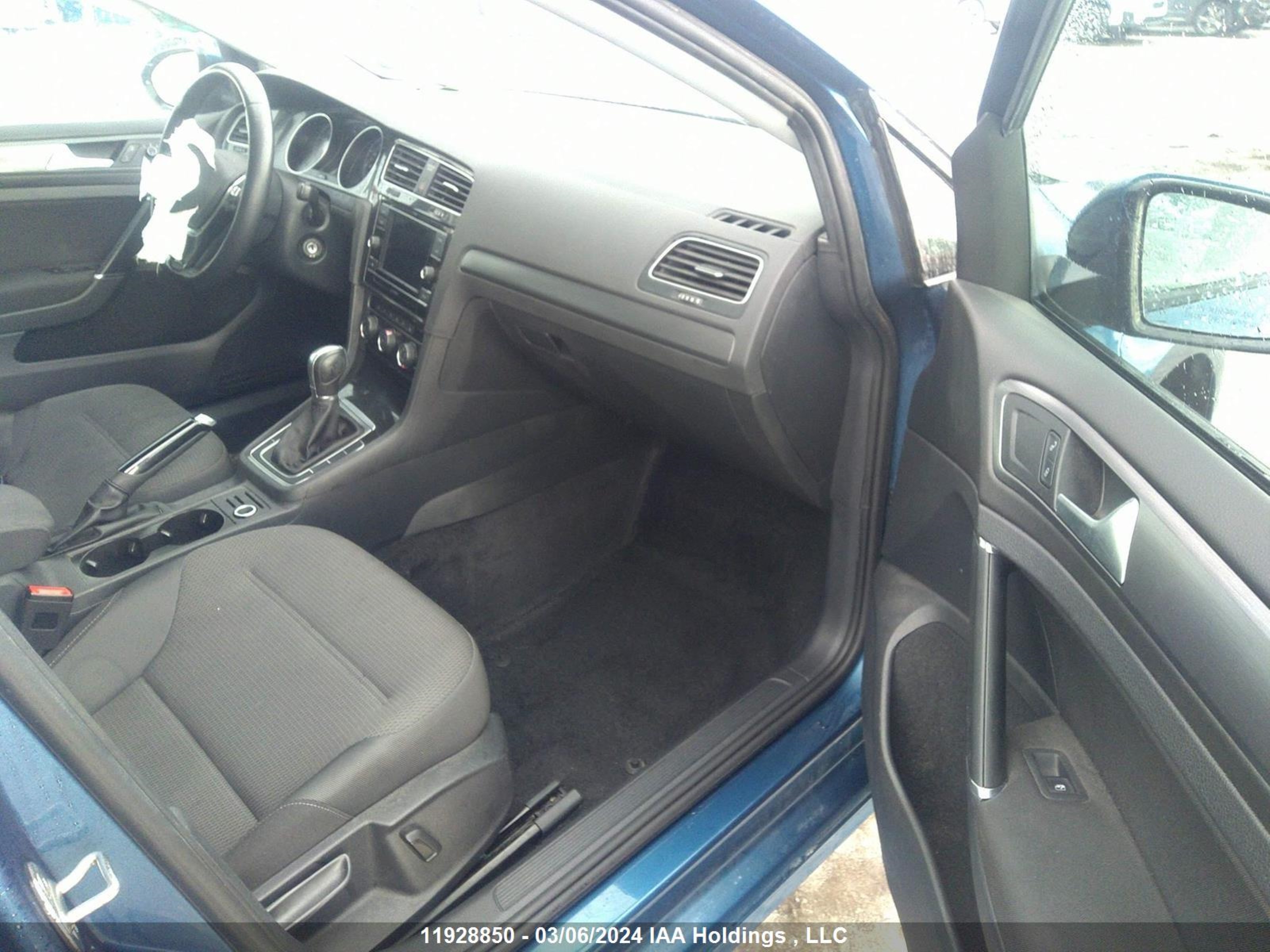 Photo 4 VIN: 3VWG57AUXKM011837 - VOLKSWAGEN GOLF 