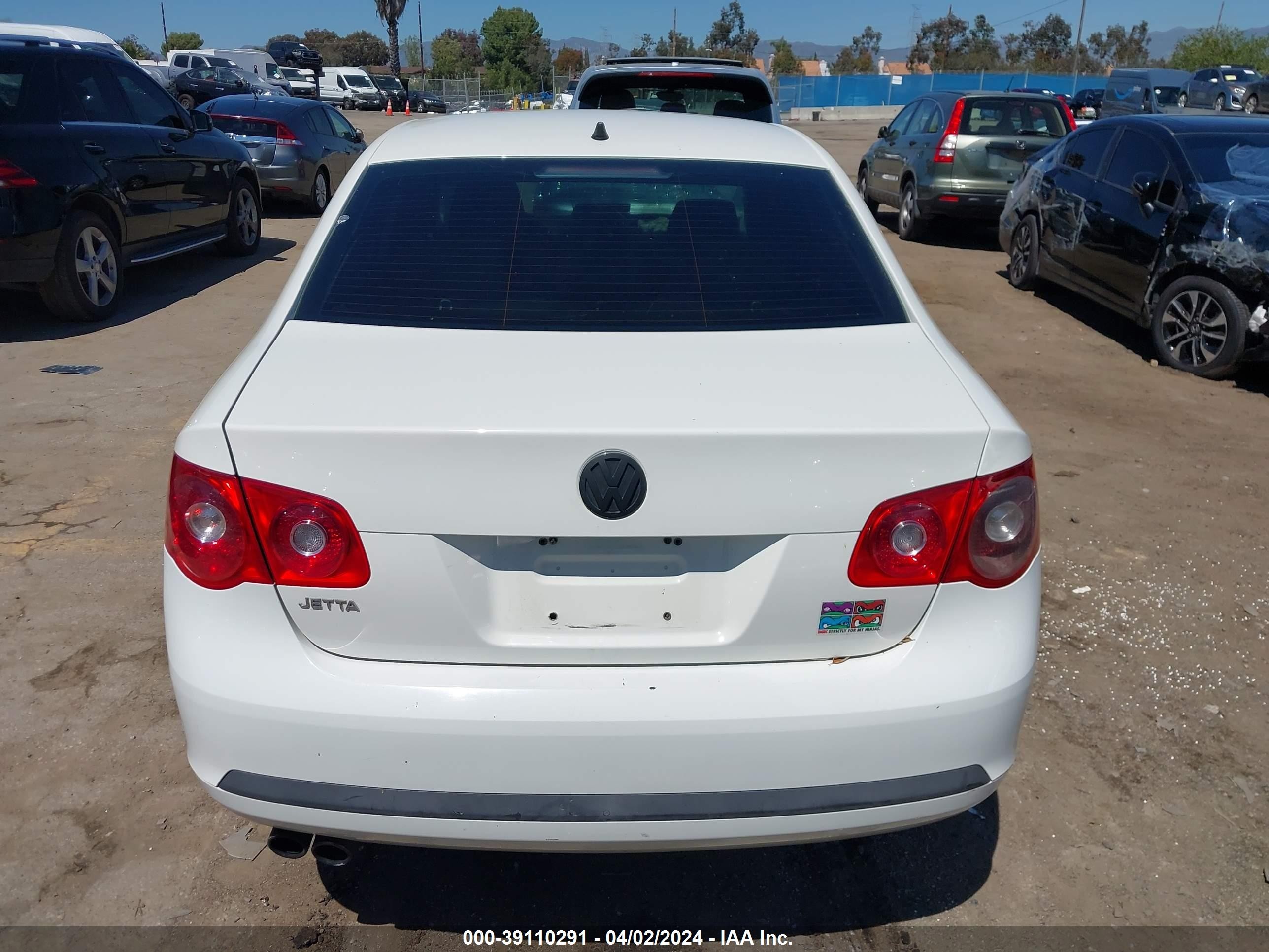 Photo 15 VIN: 3VWGF71K27M100174 - VOLKSWAGEN JETTA 