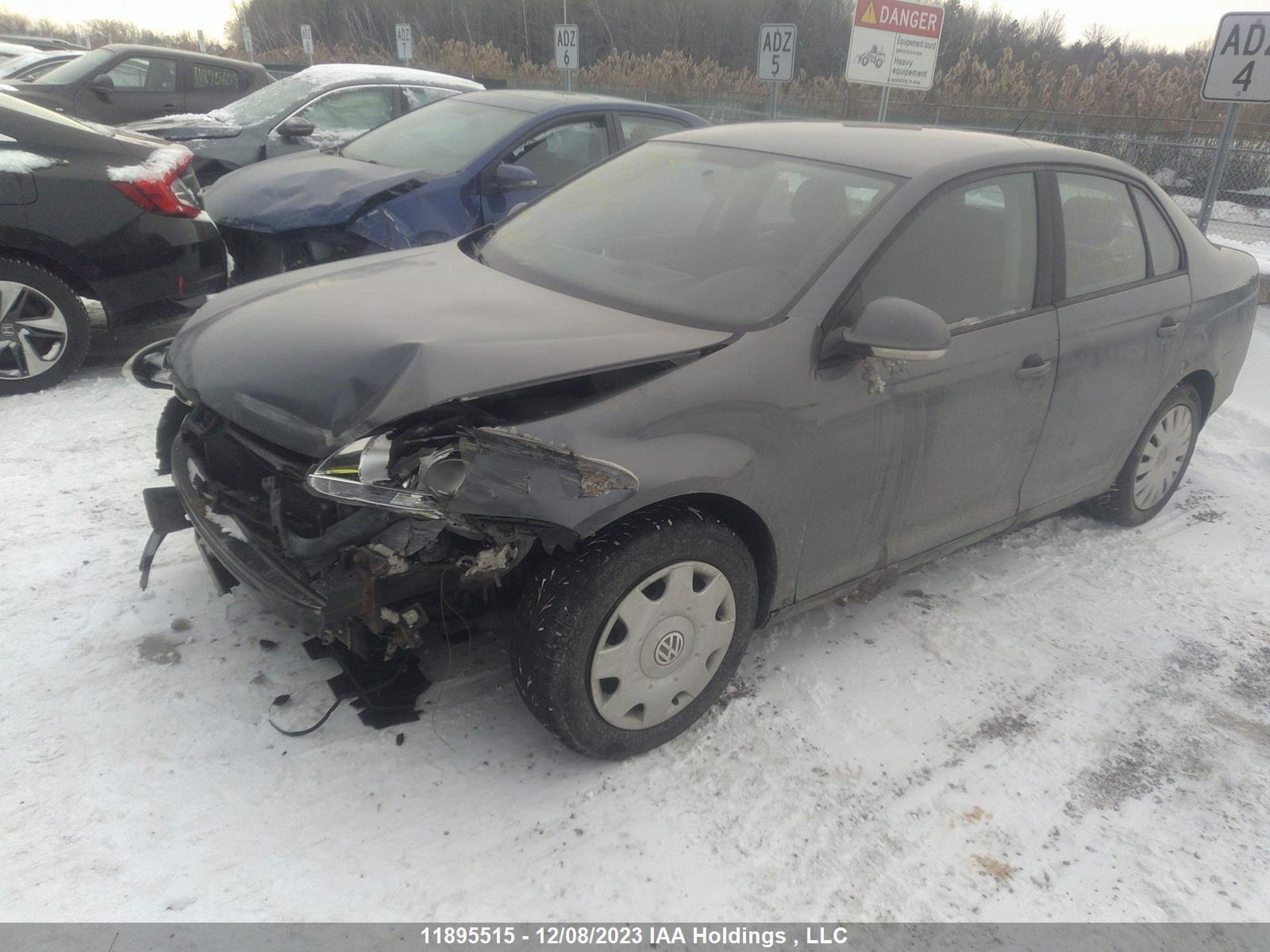 Photo 1 VIN: 3VWGM31K38M060235 - VOLKSWAGEN JETTA 