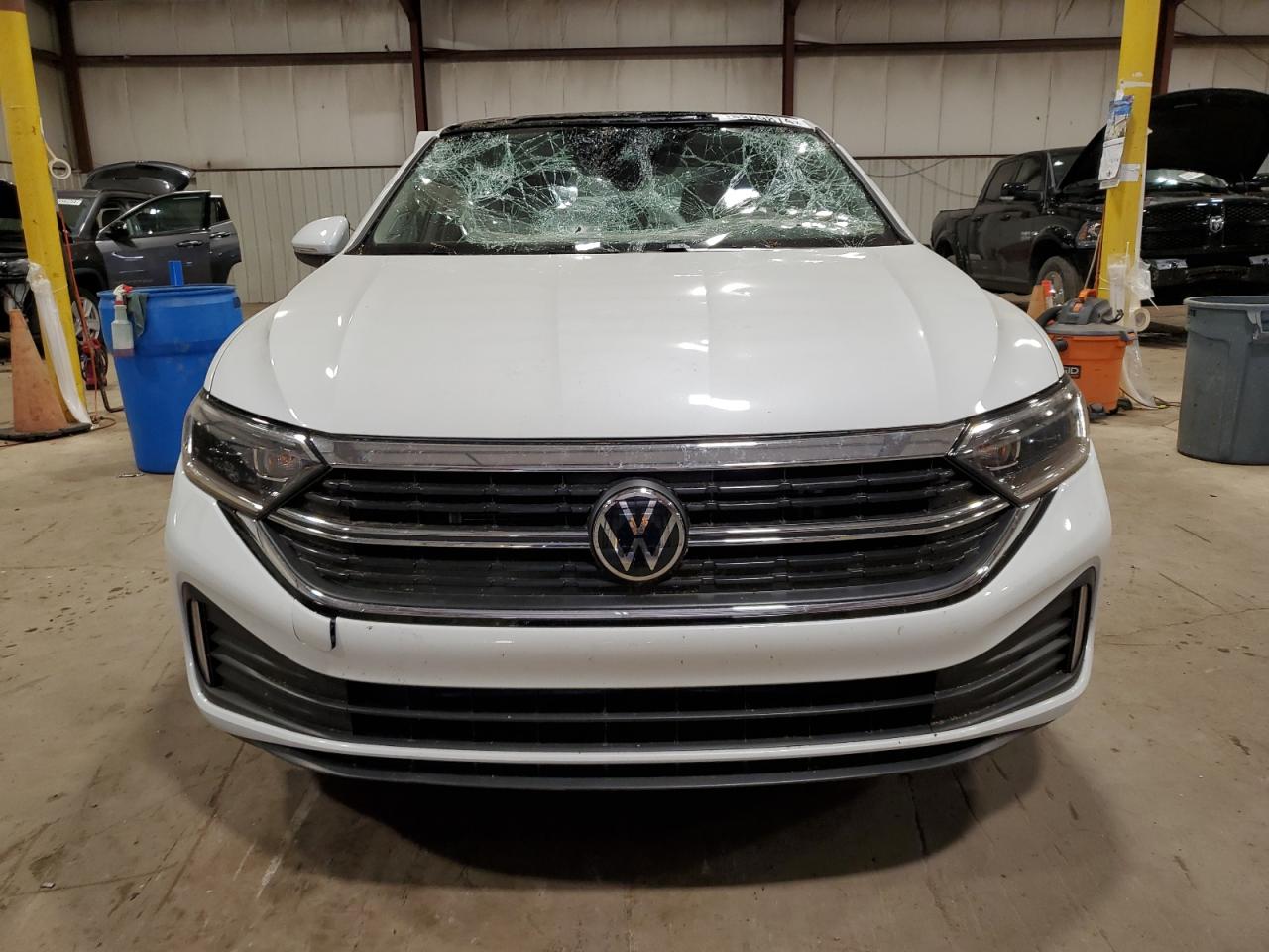 Photo 4 VIN: 3VWGM7BU6PM057870 - VOLKSWAGEN JETTA 