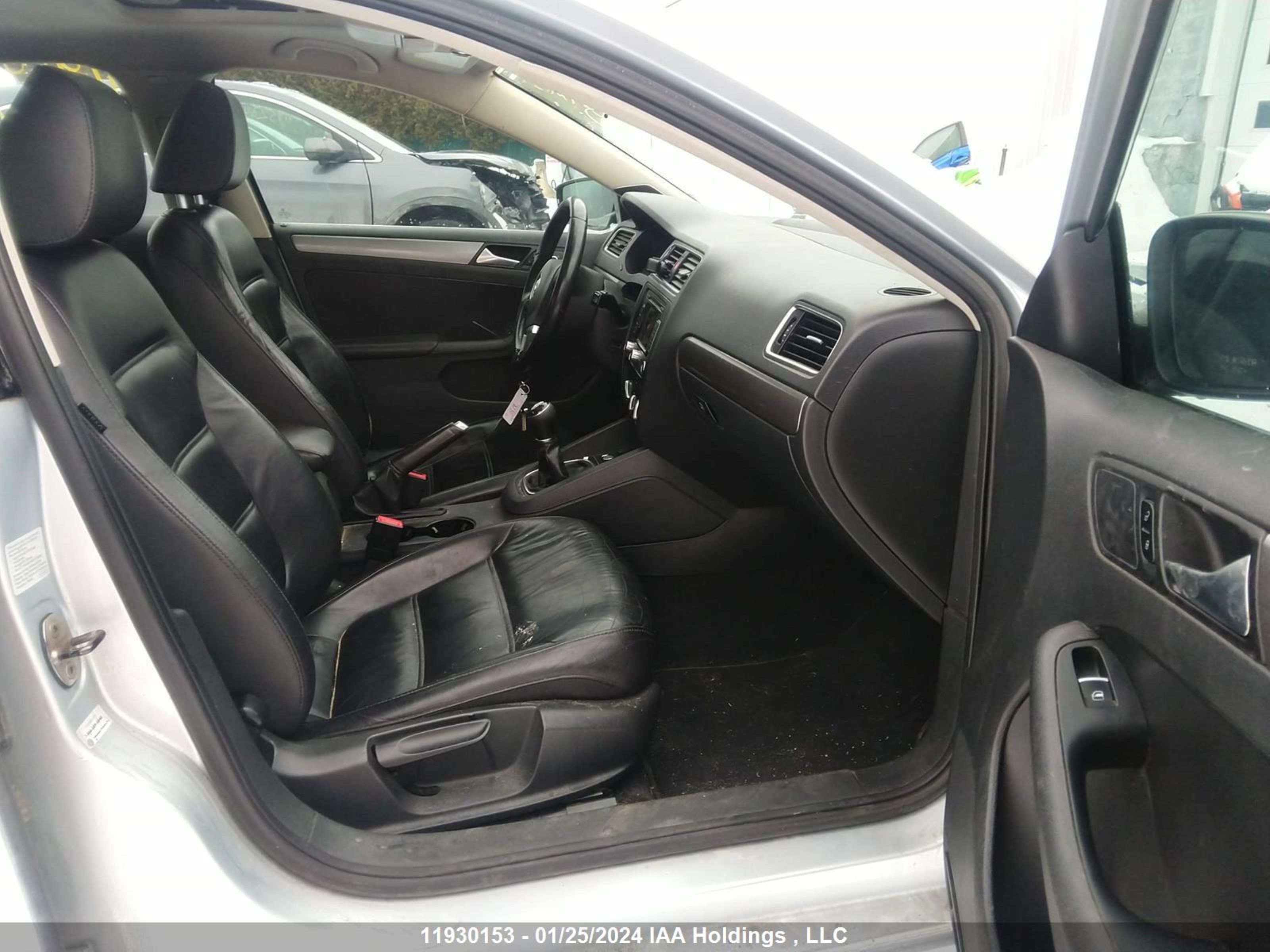 Photo 4 VIN: 3VWGX7AJ5DM372878 - VOLKSWAGEN JETTA 