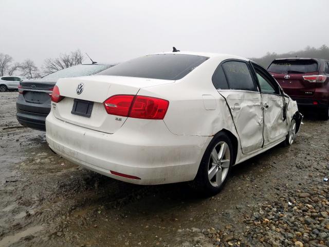 Photo 3 VIN: 3VWGX7AJ9BM368961 - VOLKSWAGEN JETTA SEL 