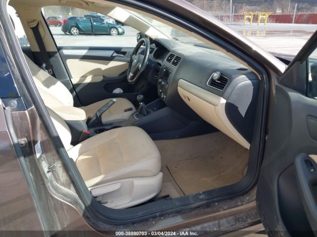 Photo 4 VIN: 3VWGZ7AJXBM397878 - VOLKSWAGEN JETTA 