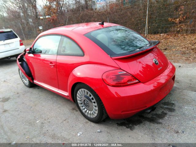 Photo 2 VIN: 3VWH17AT3GM615891 - VOLKSWAGEN BEETLE COUPE 