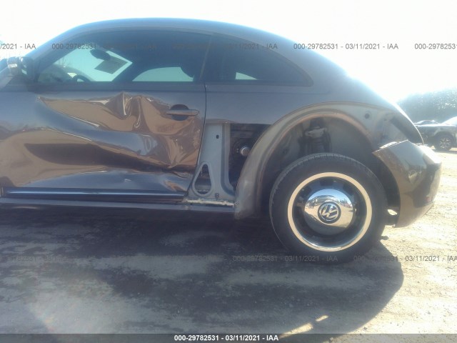 Photo 5 VIN: 3VWHP7AT2DM604407 - VOLKSWAGEN BEETLE COUPE 