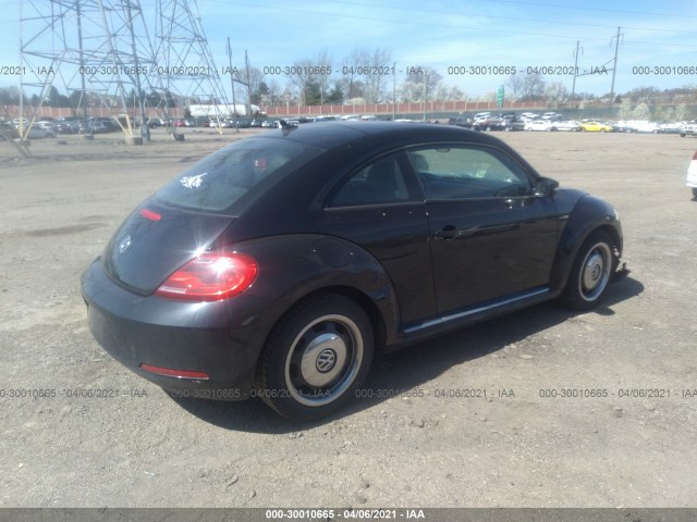 Photo 3 VIN: 3VWHP7AT3EM617782 - VOLKSWAGEN BEETLE COUPE 