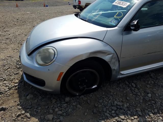 Photo 8 VIN: 3VWHP7ATXCM636438 - VOLKSWAGEN BEETLE 