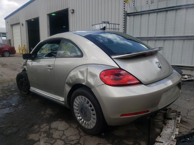 Photo 2 VIN: 3VWJ07AT1GM612976 - VOLKSWAGEN BEETLE SE 