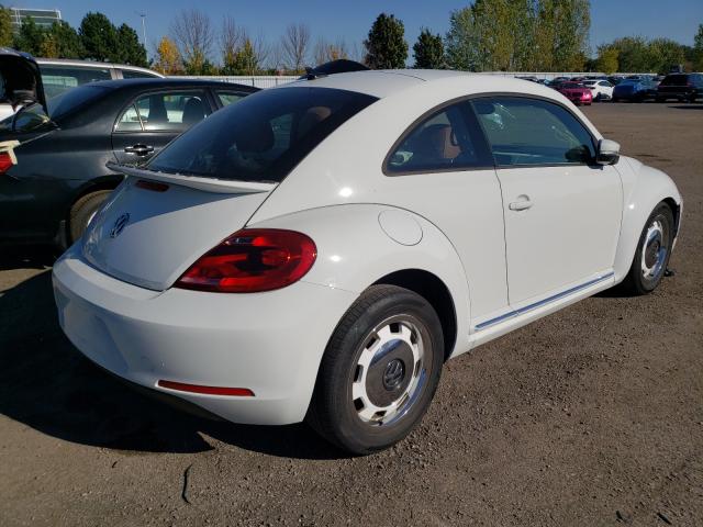 Photo 3 VIN: 3VWJ07AT2GM608371 - VOLKSWAGEN BEETLE SE 