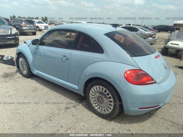 Photo 2 VIN: 3VWJ07AT6EM662236 - VOLKSWAGEN BEETLE COUPE 