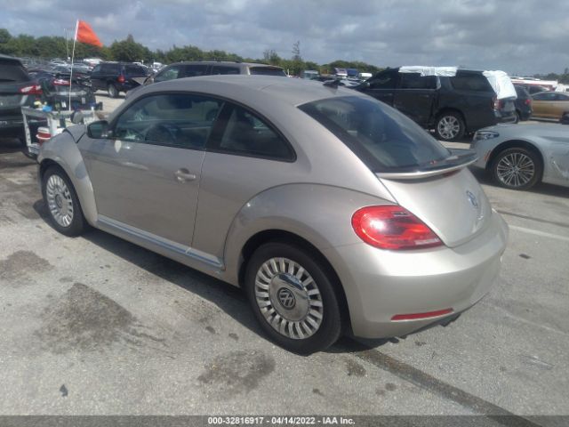 Photo 2 VIN: 3VWJ07AT6GM602976 - VOLKSWAGEN BEETLE COUPE 