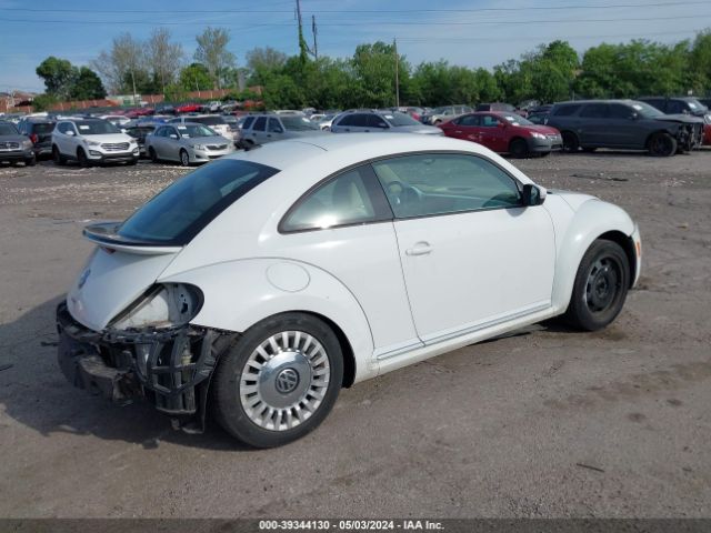 Photo 3 VIN: 3VWJ17AT0GM600816 - VOLKSWAGEN BEETLE 