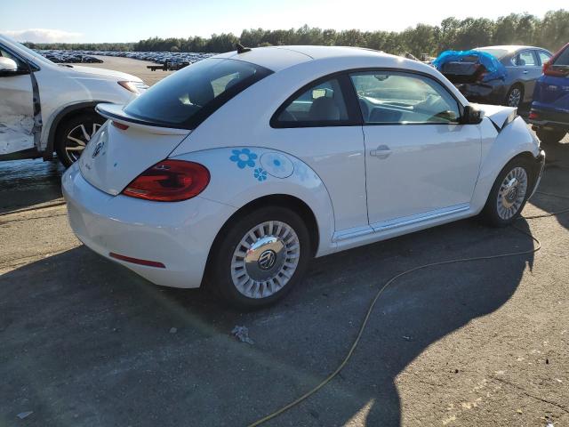 Photo 2 VIN: 3VWJ17AT0GM604526 - VOLKSWAGEN BEETLE 