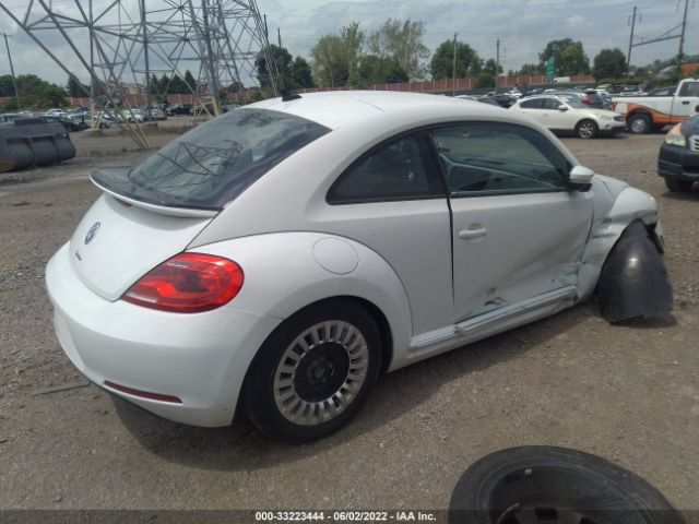 Photo 3 VIN: 3VWJ17AT0GM617230 - VOLKSWAGEN BEETLE COUPE 