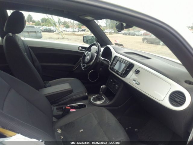 Photo 4 VIN: 3VWJ17AT0GM617230 - VOLKSWAGEN BEETLE COUPE 