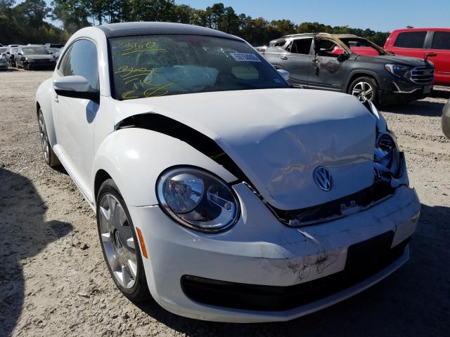 Photo 0 VIN: 3VWJ17AT0GM638059 - VOLKSWAGEN BEETLE SE 