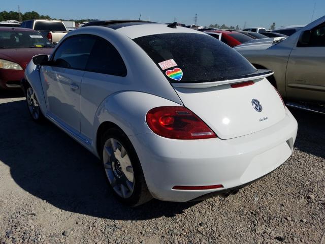 Photo 2 VIN: 3VWJ17AT0GM638059 - VOLKSWAGEN BEETLE SE 