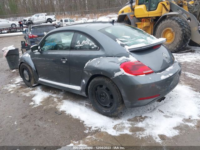 Photo 2 VIN: 3VWJ17AT1GM633954 - VOLKSWAGEN BEETLE 