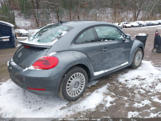 Photo 3 VIN: 3VWJ17AT1GM633954 - VOLKSWAGEN BEETLE 