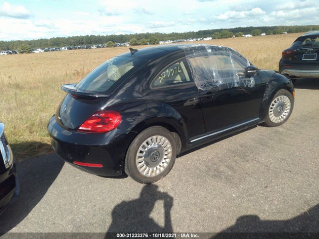 Photo 3 VIN: 3VWJ17AT2GM637124 - VOLKSWAGEN BEETLE COUPE 