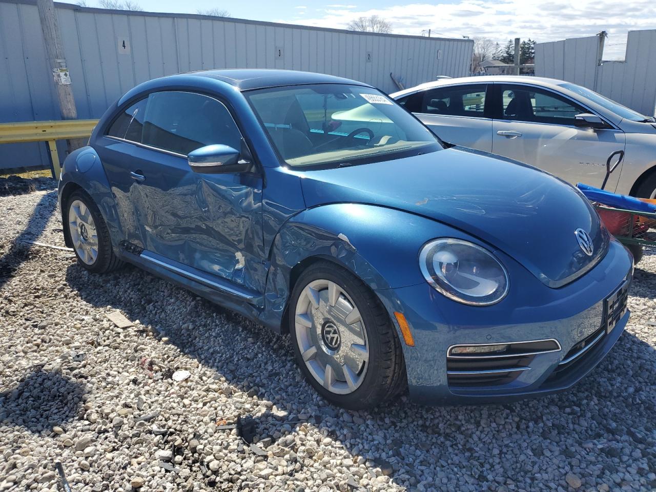 Photo 3 VIN: 3VWJ17AT2HM630577 - VOLKSWAGEN BEETLE 