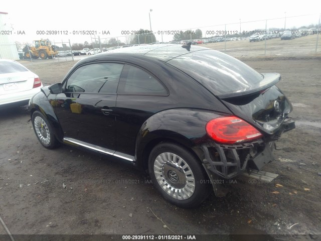 Photo 2 VIN: 3VWJ17AT3GM617951 - VOLKSWAGEN BEETLE COUPE 