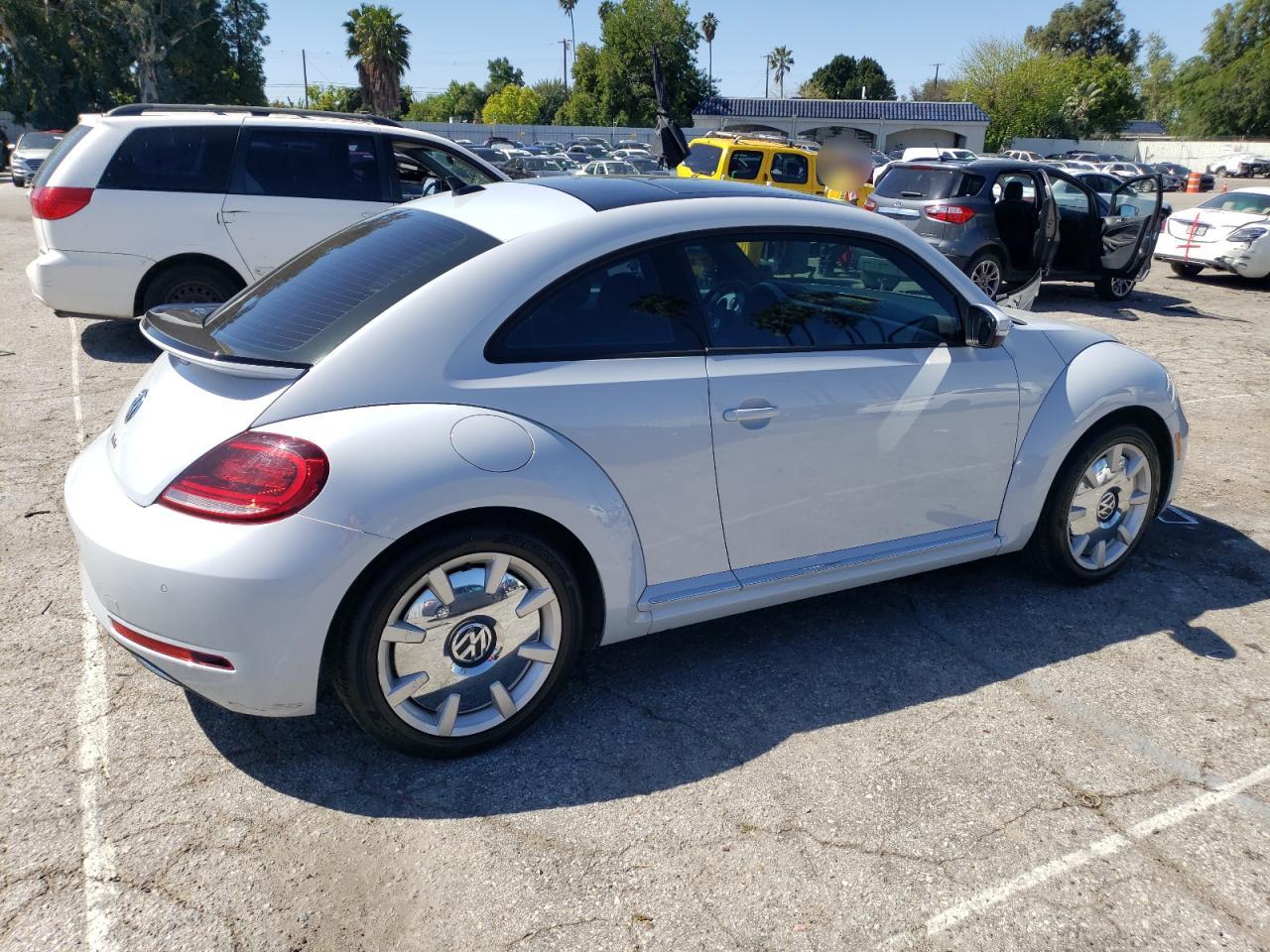 Photo 2 VIN: 3VWJ17AT3HM624867 - VOLKSWAGEN BEETLE 