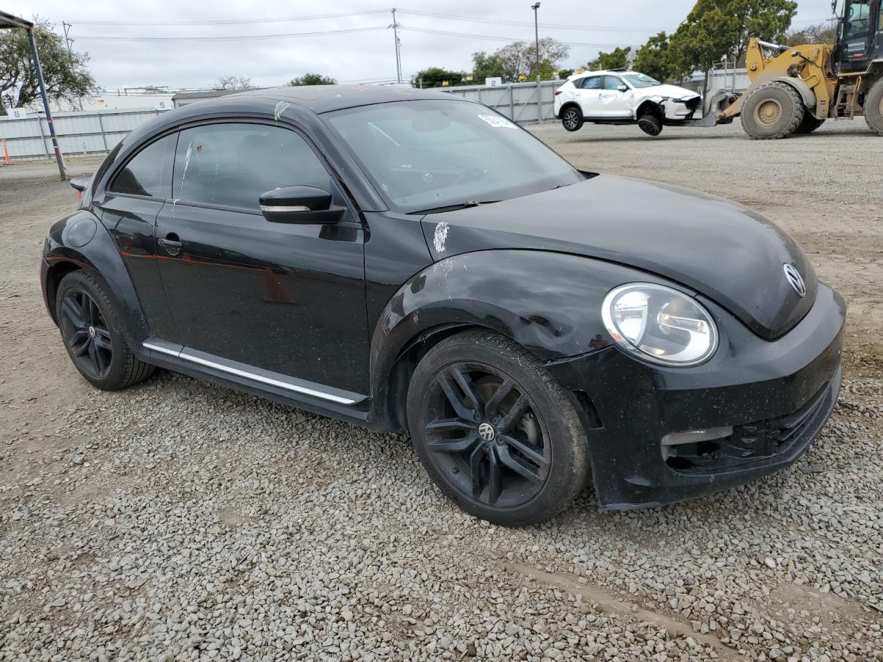 Photo 3 VIN: 3VWJ17AT4FM625877 - VOLKSWAGEN BEETLE 