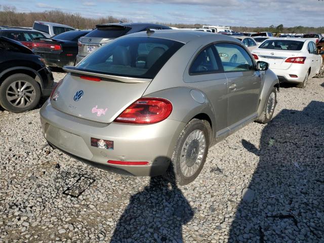 Photo 2 VIN: 3VWJ17AT4GM603010 - VOLKSWAGEN BEETLE SE 