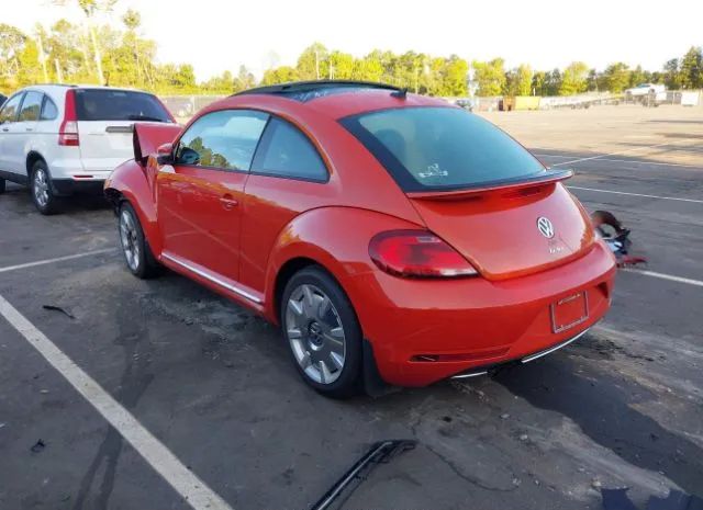 Photo 2 VIN: 3VWJ17AT4HM623260 - VOLKSWAGEN BEETLE 