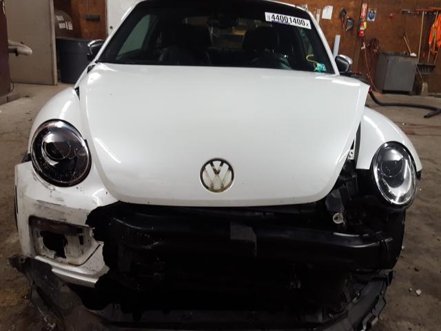 Photo 6 VIN: 3VWJ17AT6EM656322 - VOLKSWAGEN BEETLE 