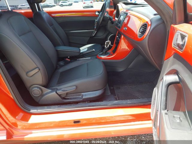 Photo 4 VIN: 3VWJ17AT6HM615659 - VOLKSWAGEN BEETLE 