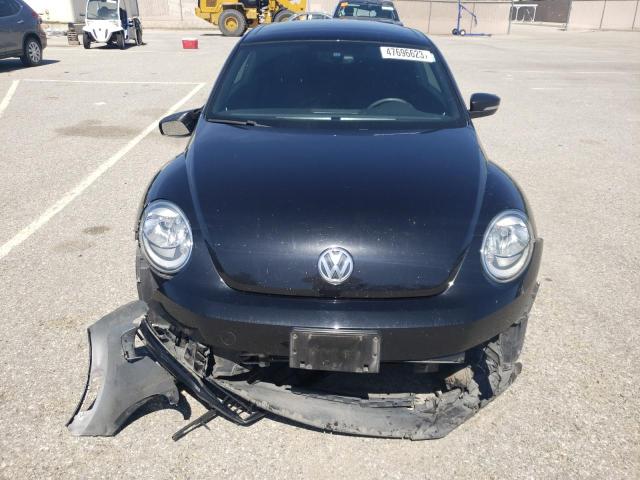 Photo 4 VIN: 3VWJ17AT7GM614955 - VOLKSWAGEN BEETLE SE 