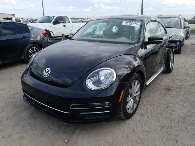 Photo 1 VIN: 3VWJ17AT7HM610437 - VOLKSWAGEN BEETLE 