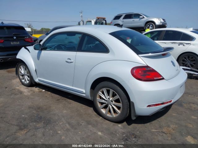 Photo 2 VIN: 3VWJ17AT8HM610446 - VOLKSWAGEN BEETLE 