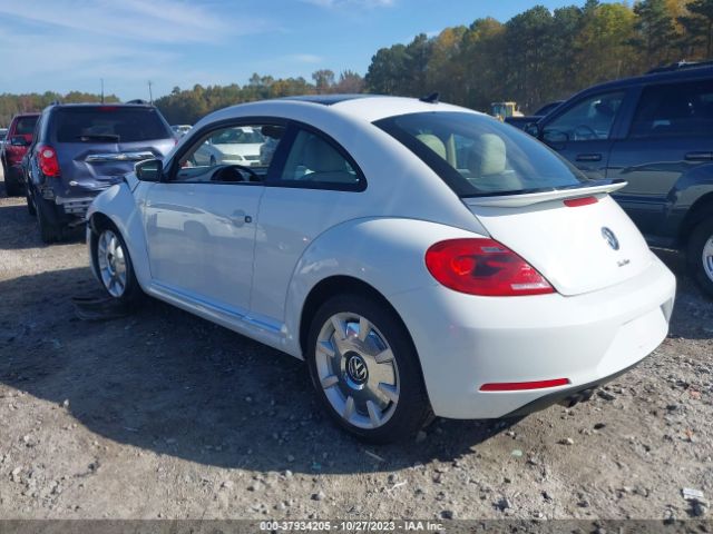 Photo 2 VIN: 3VWJ17AT9GM606680 - VOLKSWAGEN BEETLE COUPE 