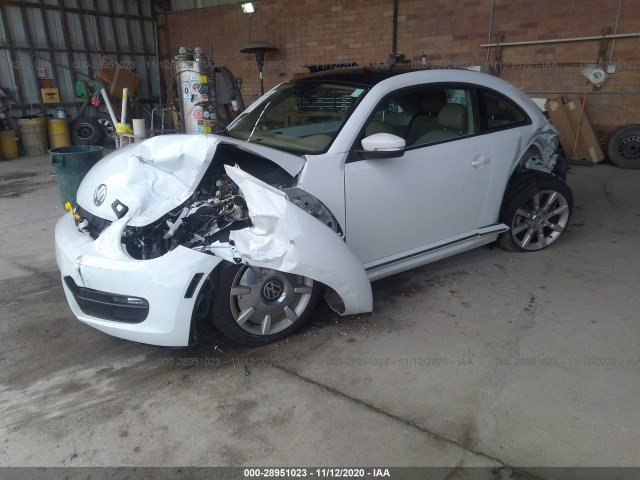 Photo 1 VIN: 3VWJ17ATXGM607644 - VOLKSWAGEN BEETLE COUPE 