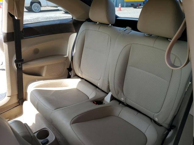 Photo 9 VIN: 3VWJA7AT7FM634492 - VOLKSWAGEN BEETLE TDI 