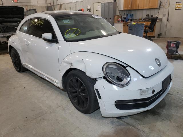 Photo 0 VIN: 3VWJA7ATXFM621638 - VOLKSWAGEN BEETLE TDI 