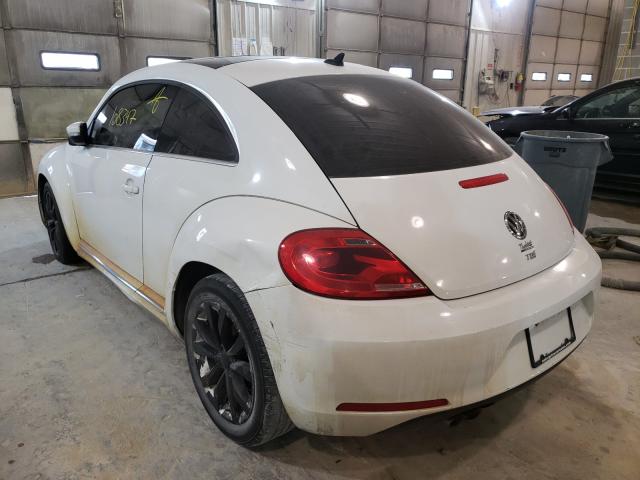 Photo 2 VIN: 3VWJA7ATXFM621638 - VOLKSWAGEN BEETLE TDI 