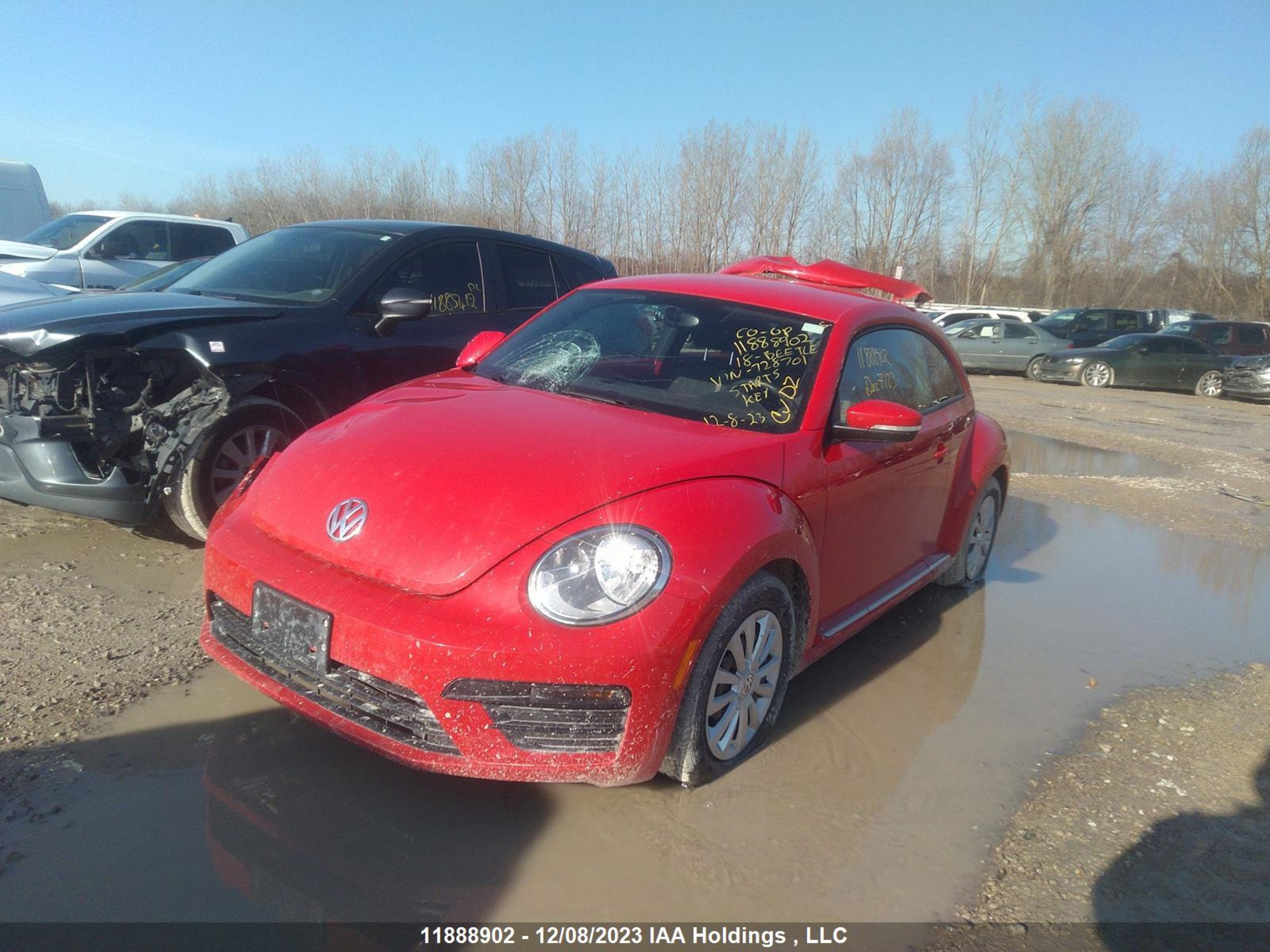 Photo 1 VIN: 3VWJD7AT0JM728701 - VOLKSWAGEN BEETLE 