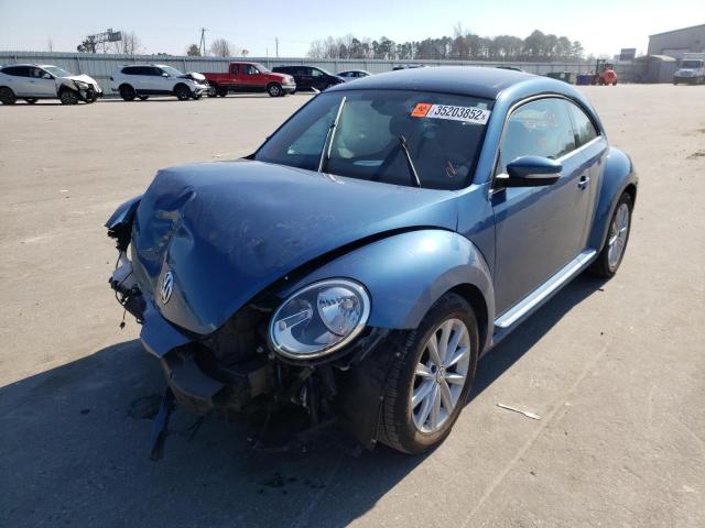 Photo 1 VIN: 3VWJD7AT9JM710973 - VOLKSWAGEN BEETLE SE 