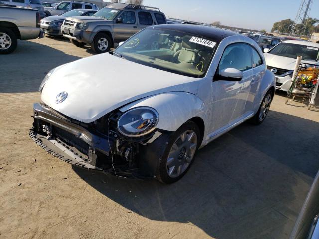 Photo 1 VIN: 3VWJD7AT9KM710067 - VOLKSWAGEN BEETLE SE 