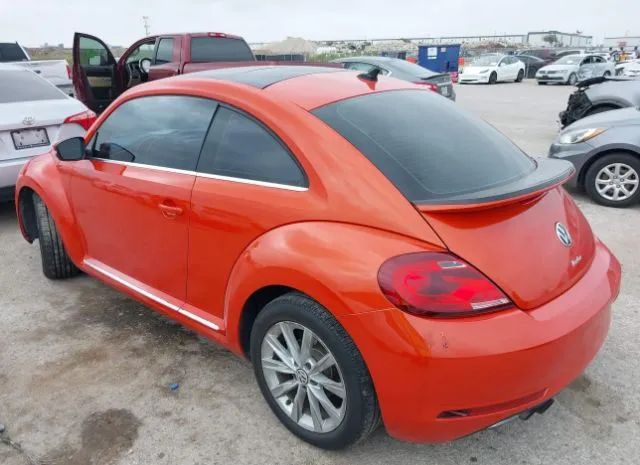 Photo 2 VIN: 3VWJD7ATXJM713008 - VOLKSWAGEN BEETLE 