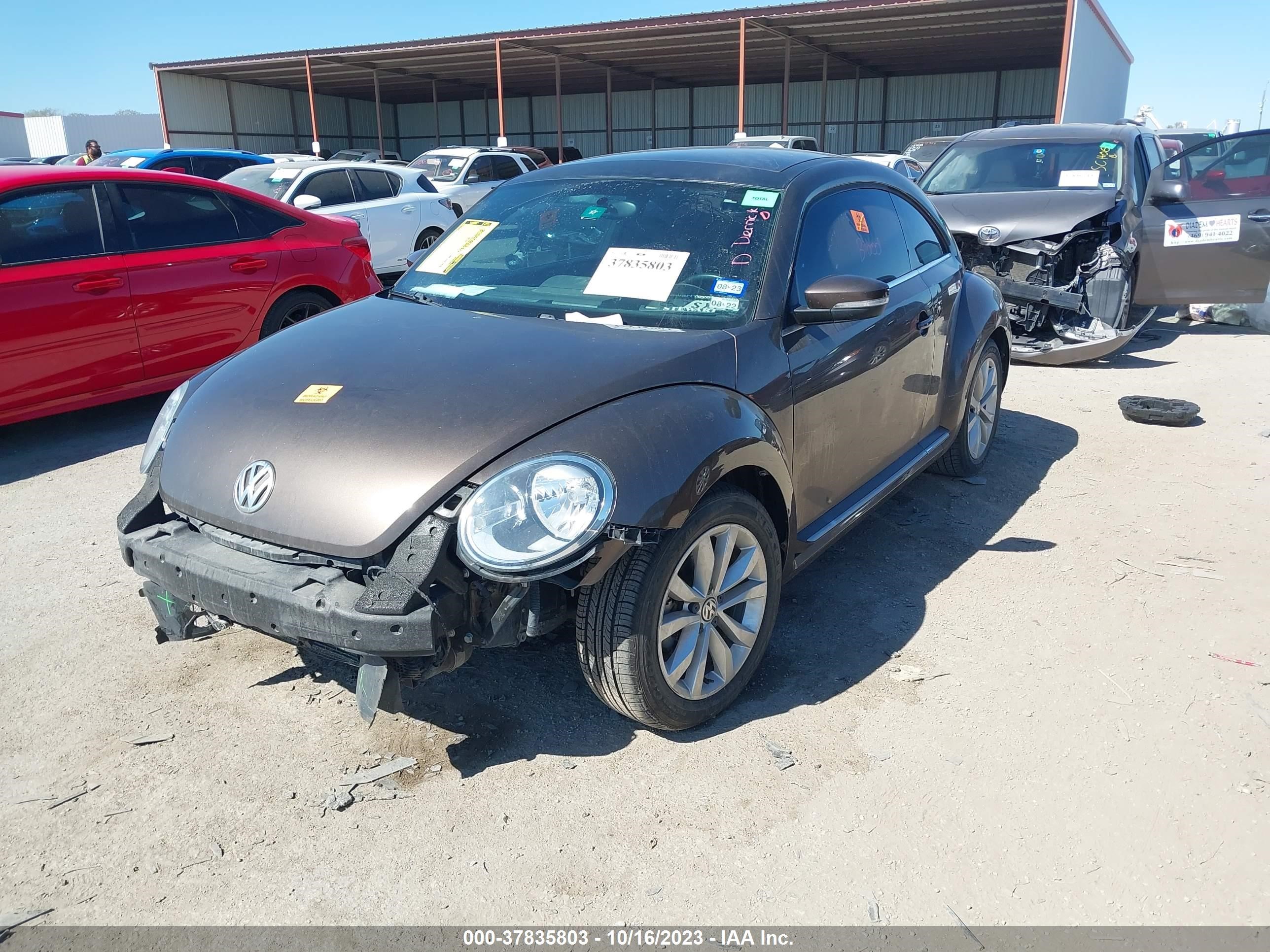 Photo 1 VIN: 3VWJL7AT0DM660116 - VOLKSWAGEN BEETLE 