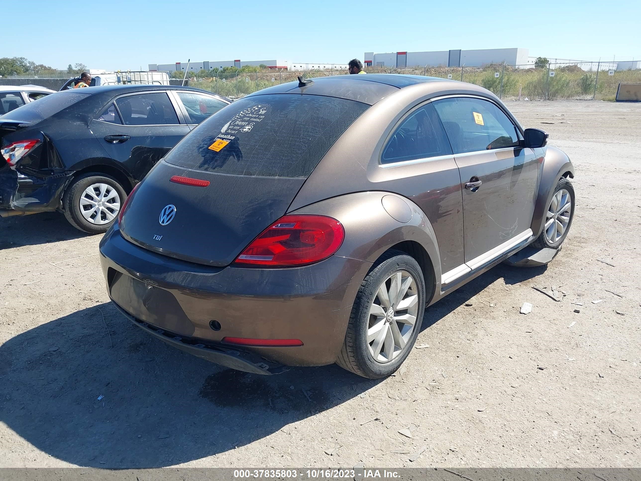 Photo 3 VIN: 3VWJL7AT0DM660116 - VOLKSWAGEN BEETLE 