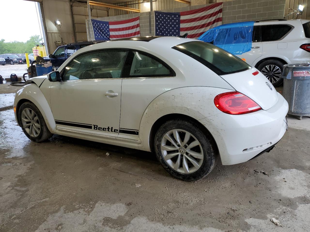 Photo 1 VIN: 3VWJL7AT3EM616323 - VOLKSWAGEN BEETLE 