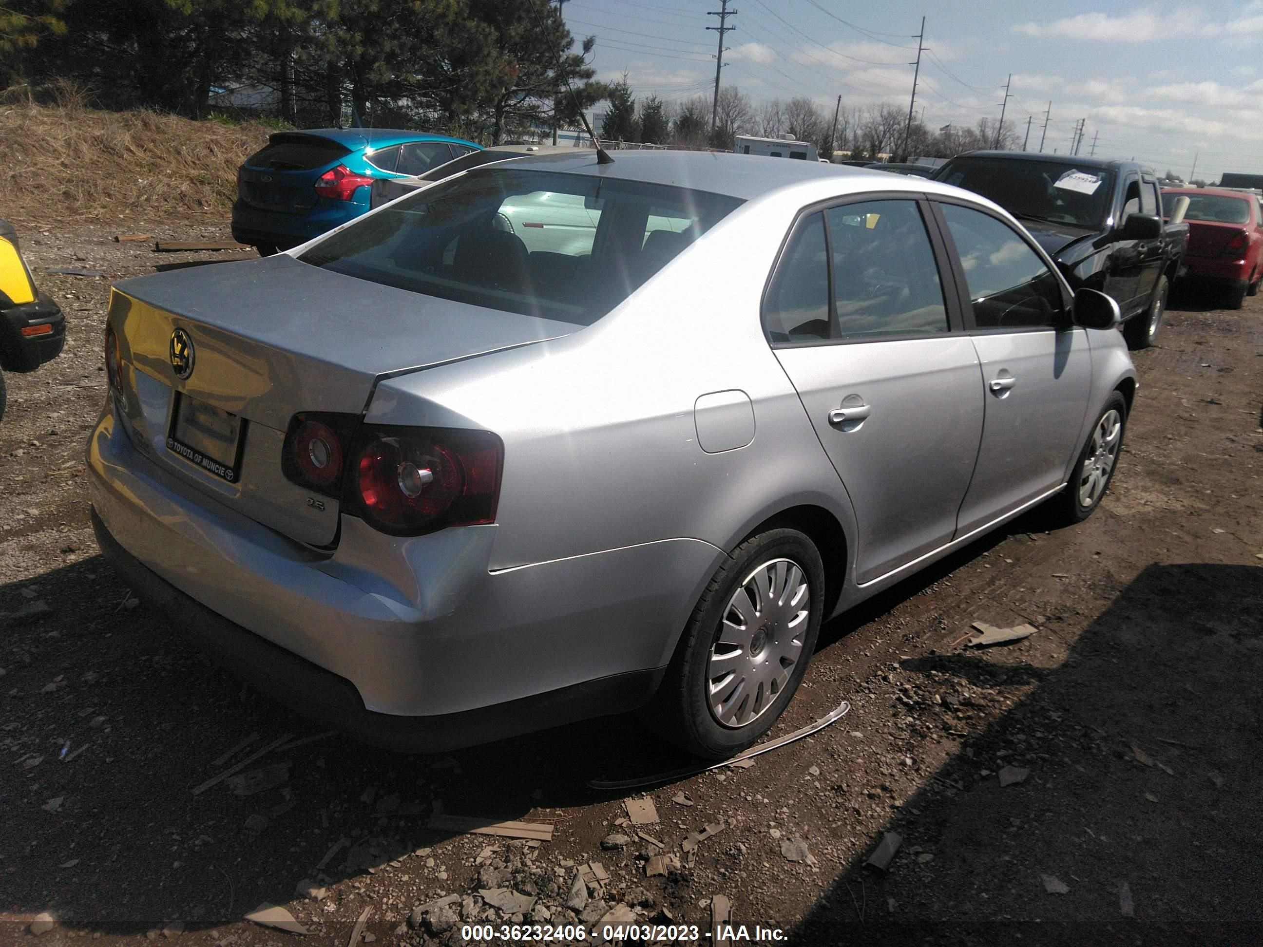 Photo 3 VIN: 3VWJM71K28M157472 - VOLKSWAGEN JETTA 